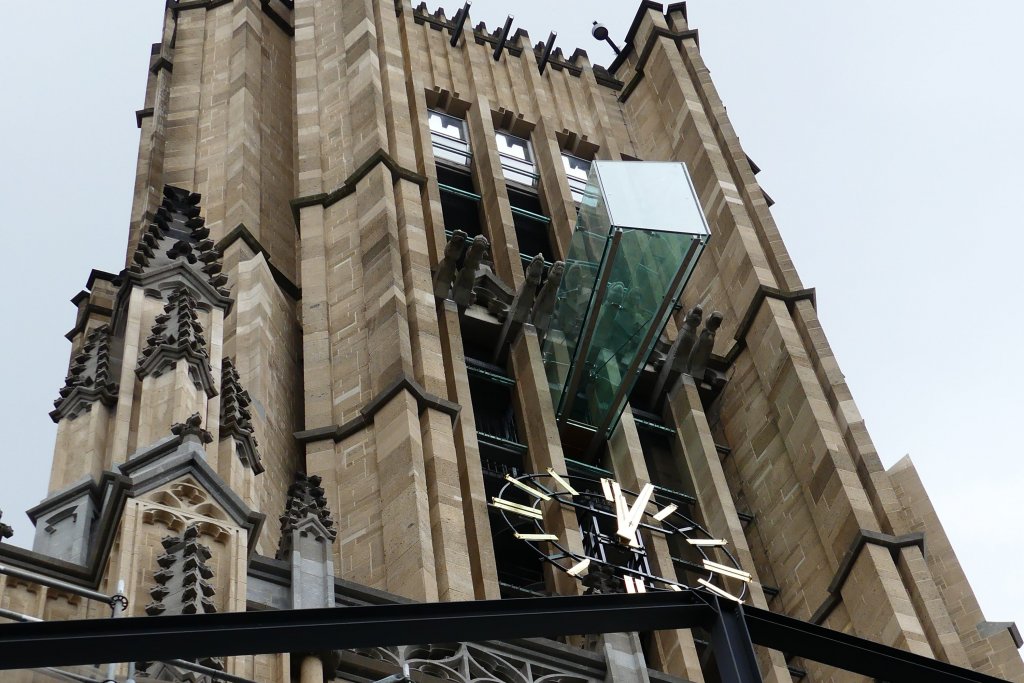 Eusebius Glass Balcony