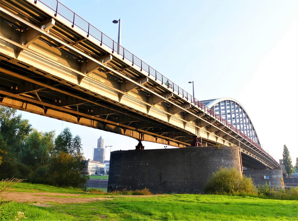 Arnhem Tours