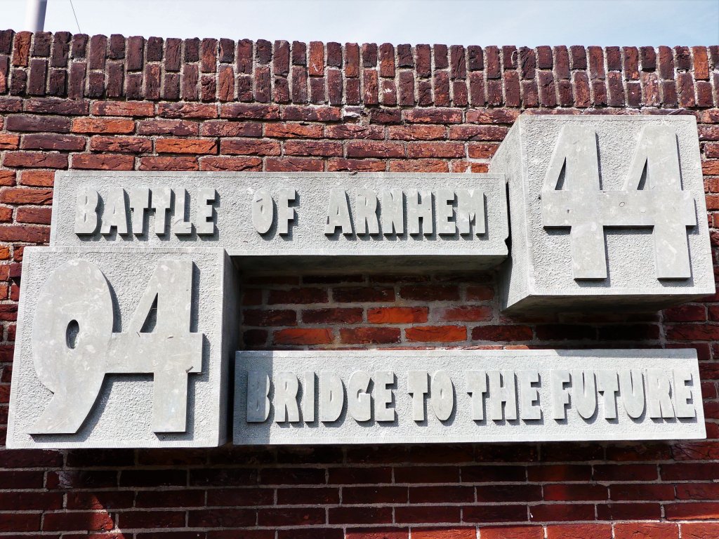 Battle of Arnhem bus tour